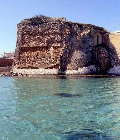 فندق La Punta 3*